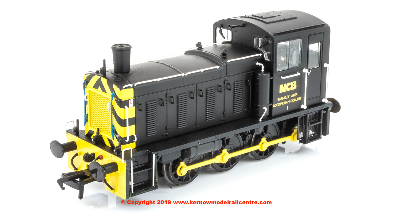 31-367 Bachmann Class 03 Diesel Shunter number D2199 in NCB Black livery